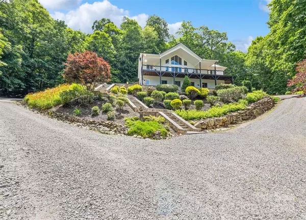 Waynesville, NC 28786,1591 Chestnut Flats LN