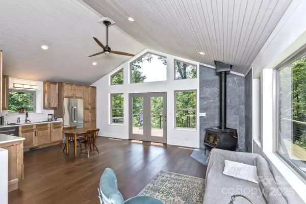 Black Mountain, NC 28711,126 and 111 Visionview WAY