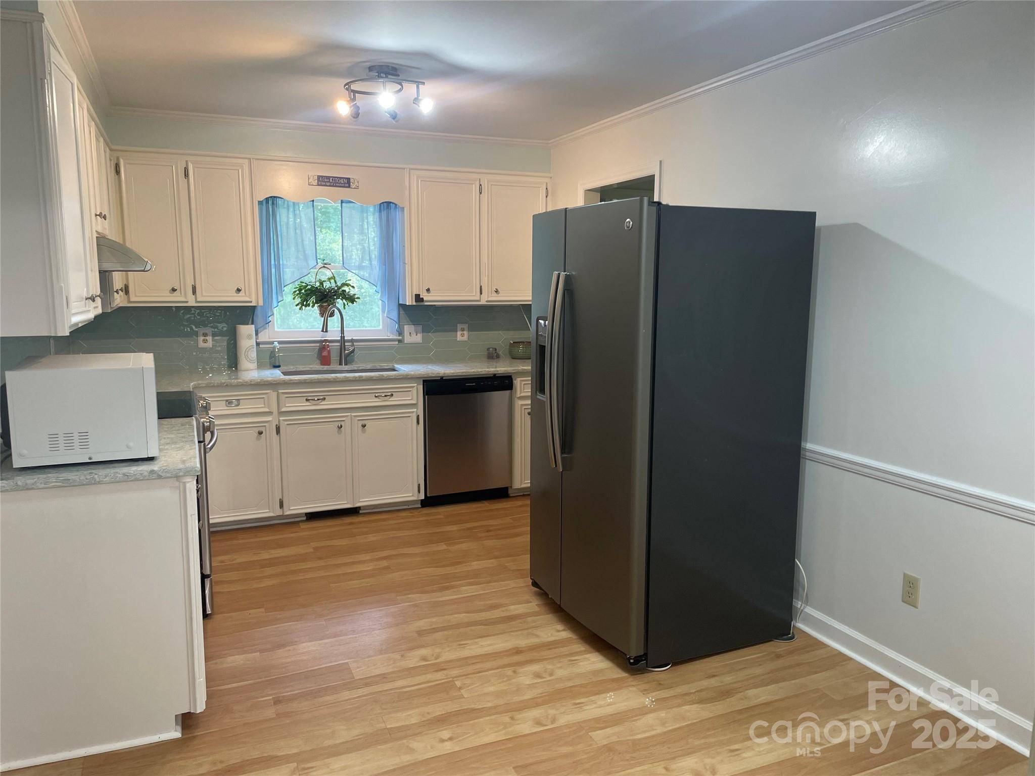 Salisbury, NC 28147,470 Roger DR