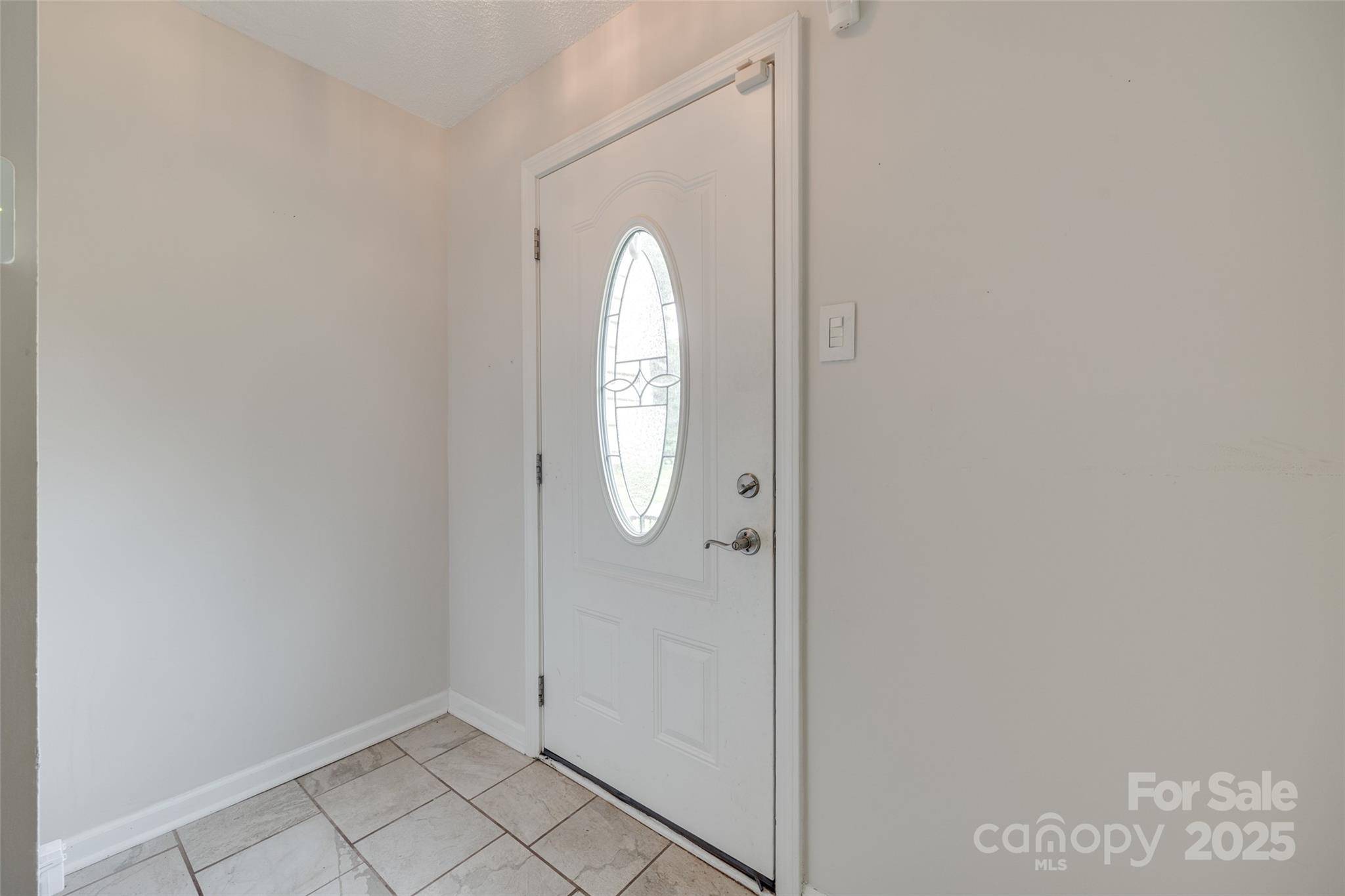 Gastonia, NC 28054,810 Applegate CT