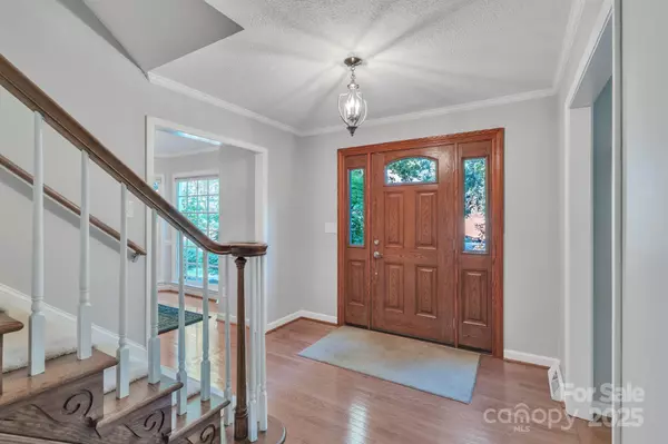 Charlotte, NC 28215,5024 Ardenwoods DR