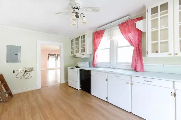 Clover, SC 29710,221 Kings Mountain ST