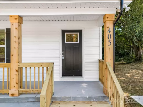 Dallas, NC 28034,405 E Holly ST