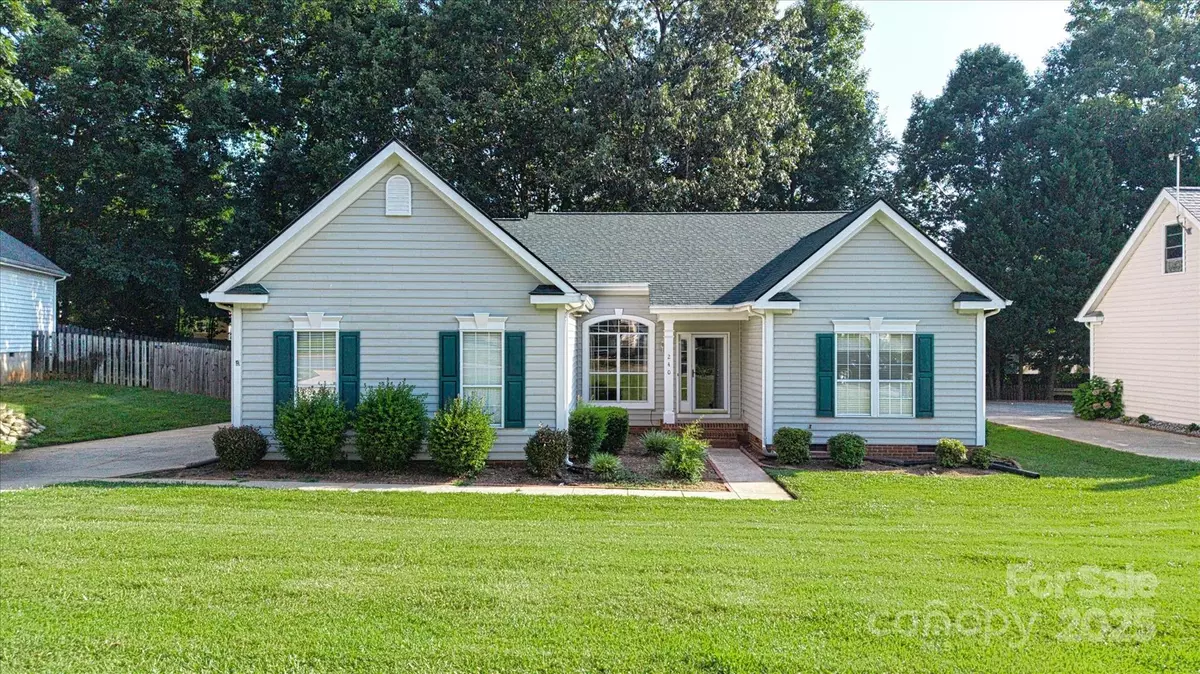 Mooresville, NC 28117,240 Rose ST