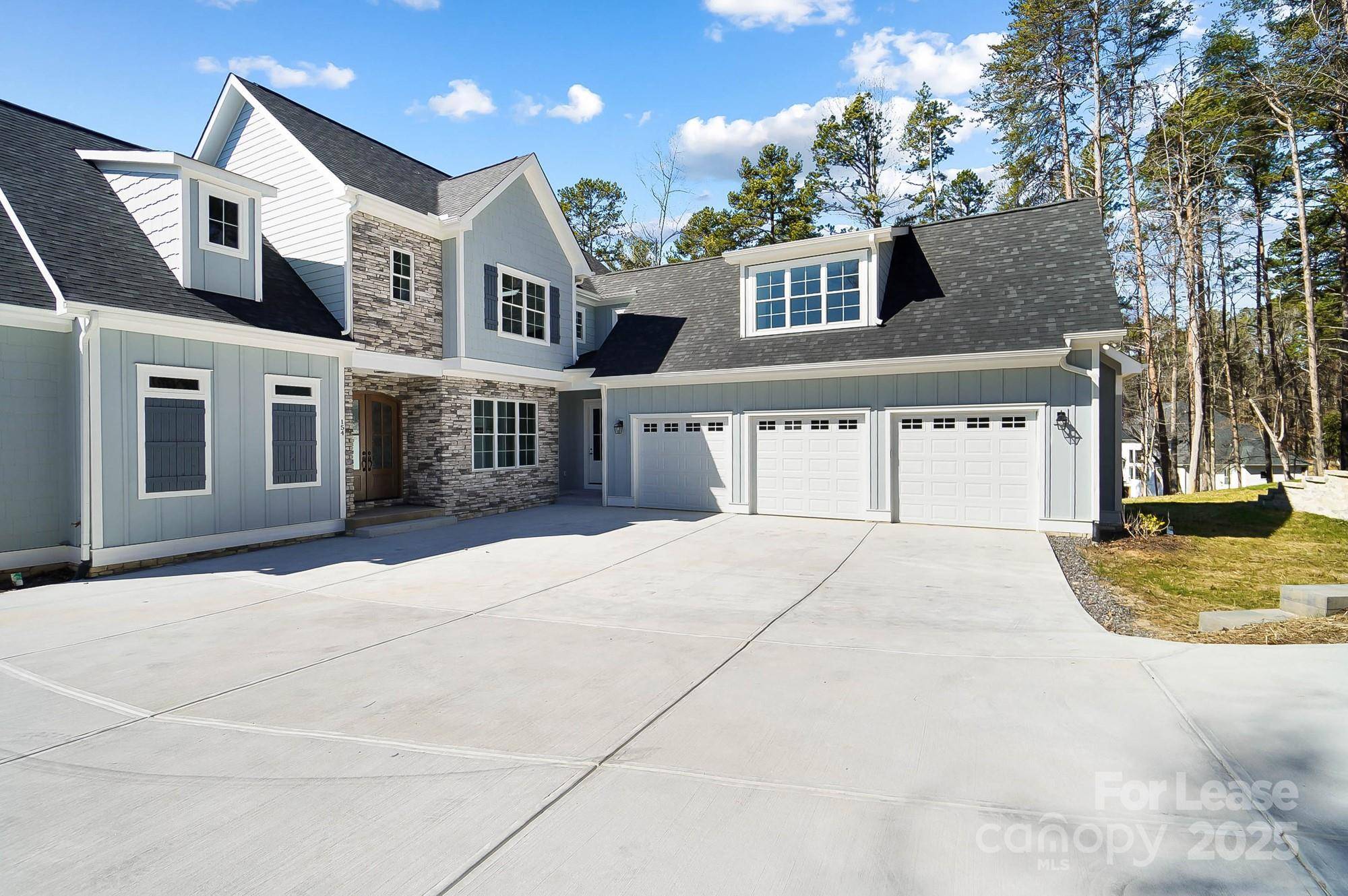 Mooresville, NC 28117,154 Fox Hunt DR