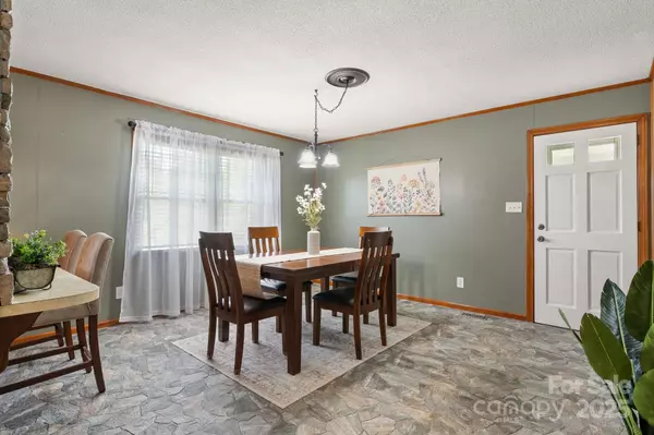 Taylorsville, NC 28681,100 Pinecrest CT