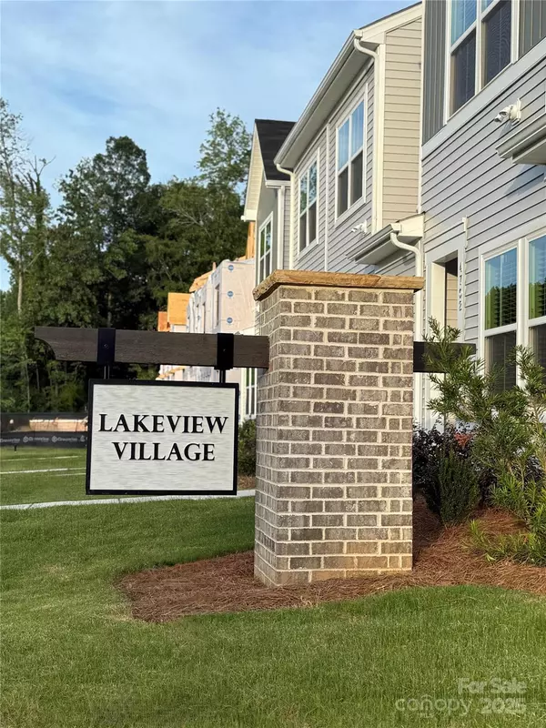 4724 Lakeview RD N #13, Charlotte, NC 28216
