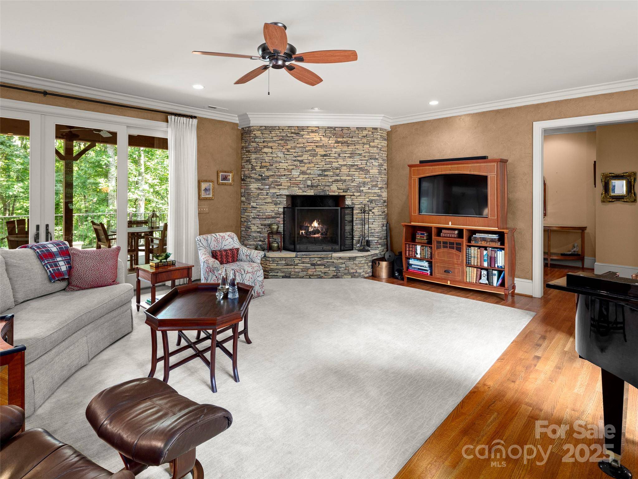 Arden, NC 28704,672 Walnut Valley Pkwy