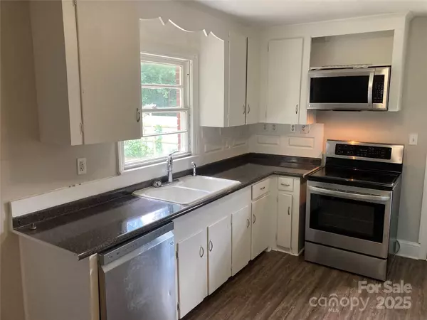 Charlotte, NC 28205,1162 Brighton PL