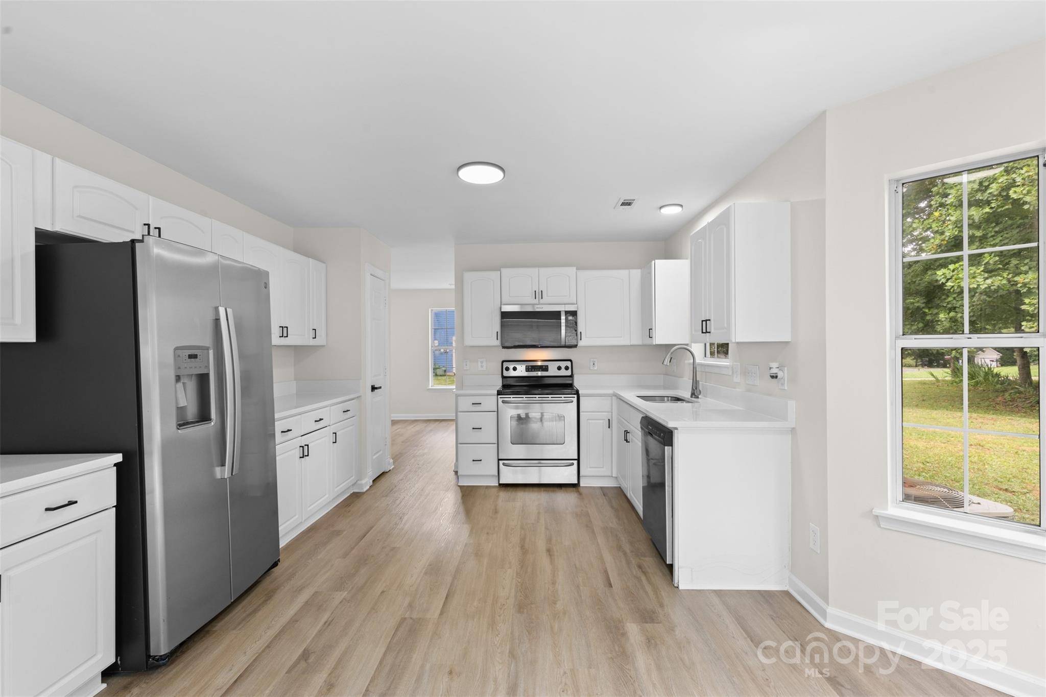 Charlotte, NC 28215,6907 Spandril LN