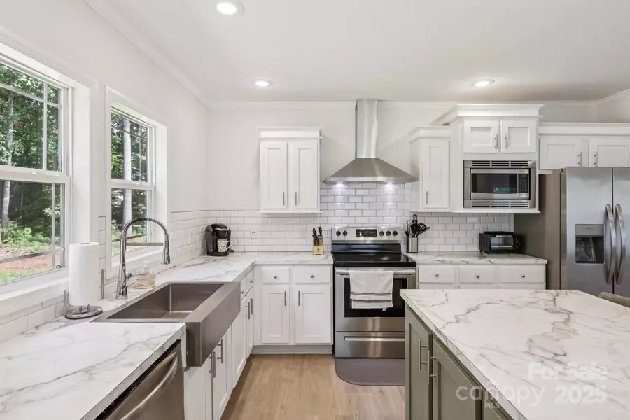 125 Ashford DR, Olin, NC 28660