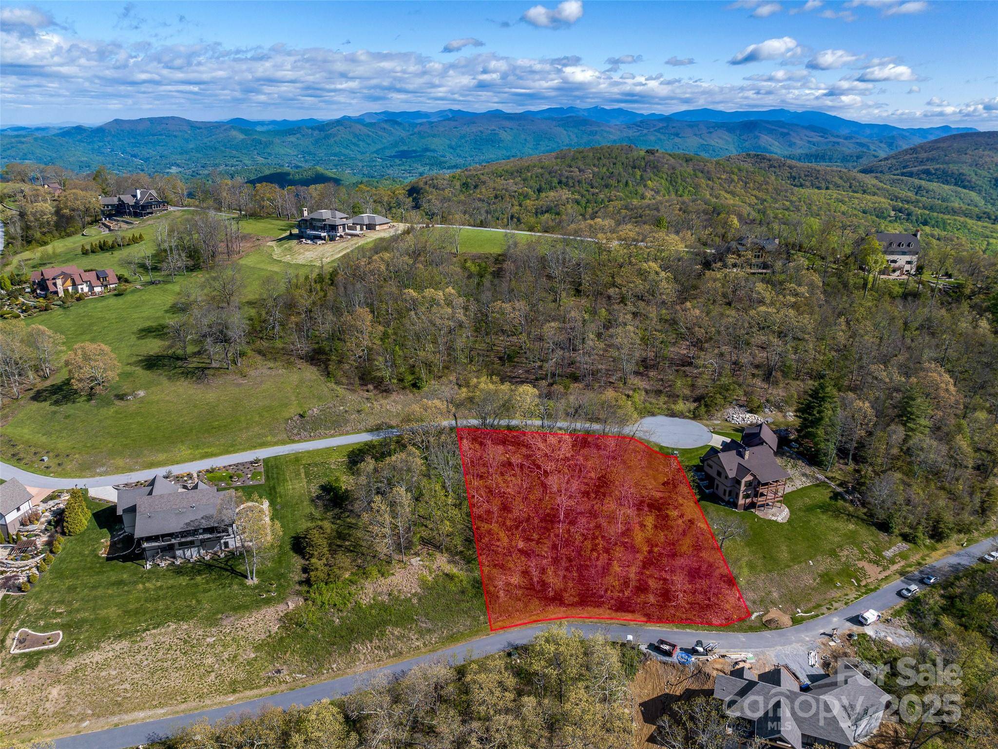 416 Summerset DR #83, Hendersonville, NC 28792
