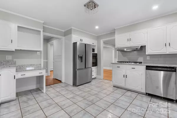 Lincolnton, NC 28092,524 Bonview AVE