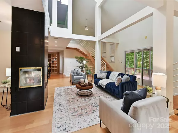 Tega Cay, SC 29708,2061 Marquesas AVE