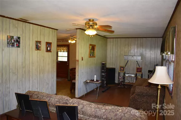 Marion, NC 28752,93 Meadow Brook LN