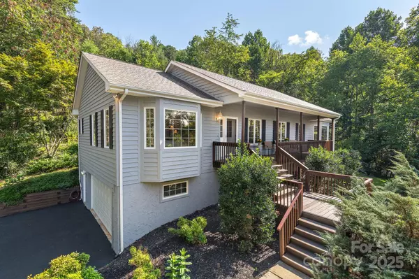 212 Blue Ridge VIS, Asheville, NC 28805