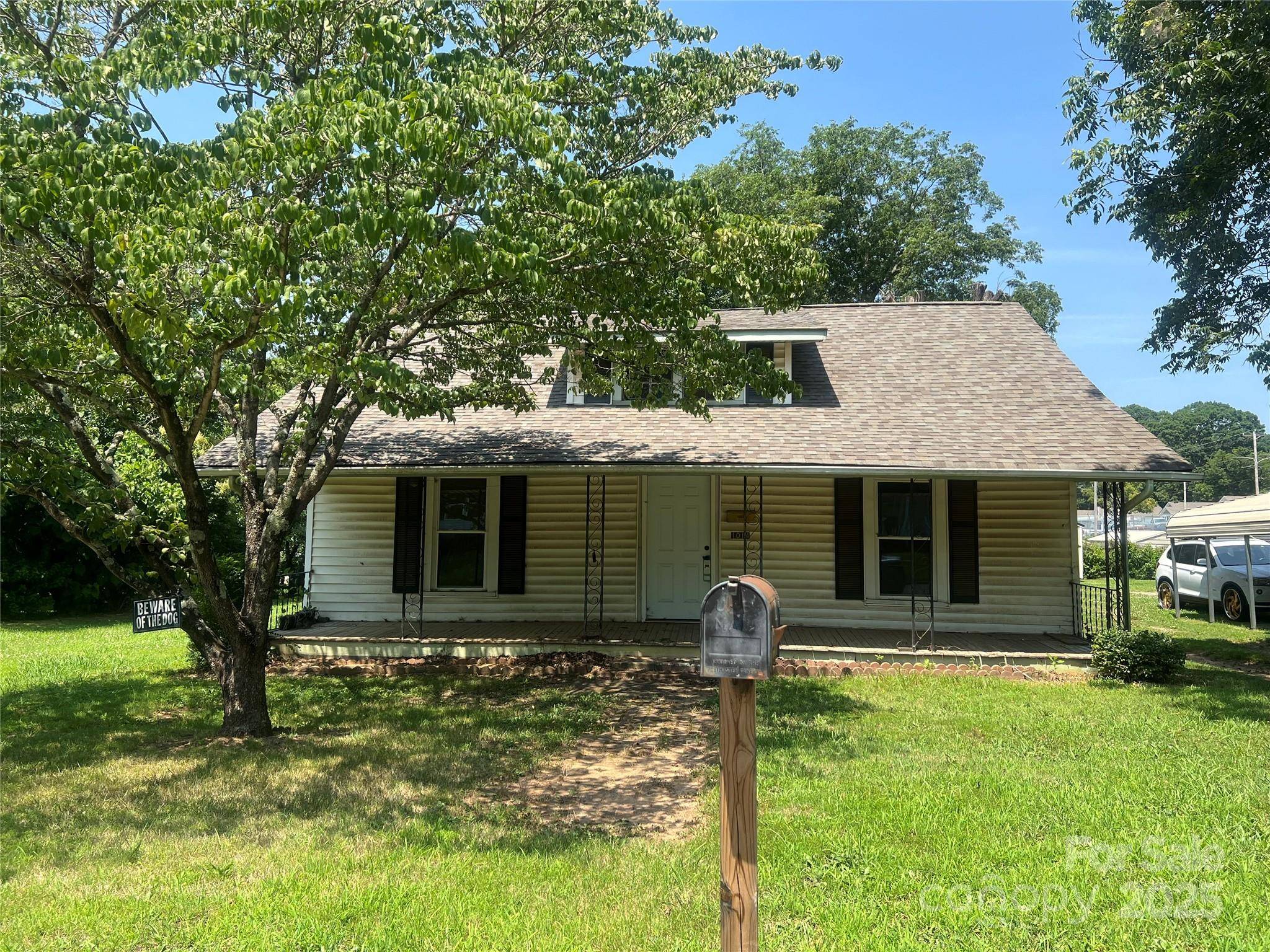 1014 8th ST, Statesville, NC 28677