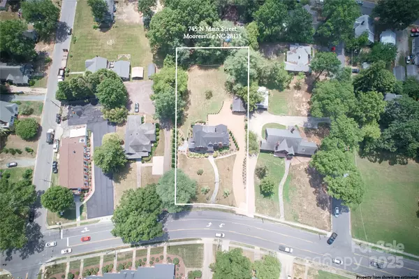 Mooresville, NC 28115,745 N Main ST