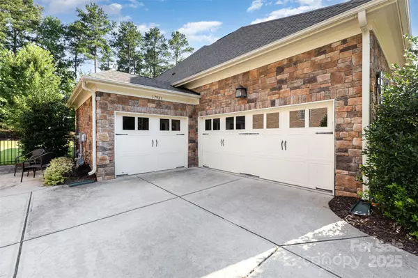 Charlotte, NC 28278,17921 Pawleys Plantation LN