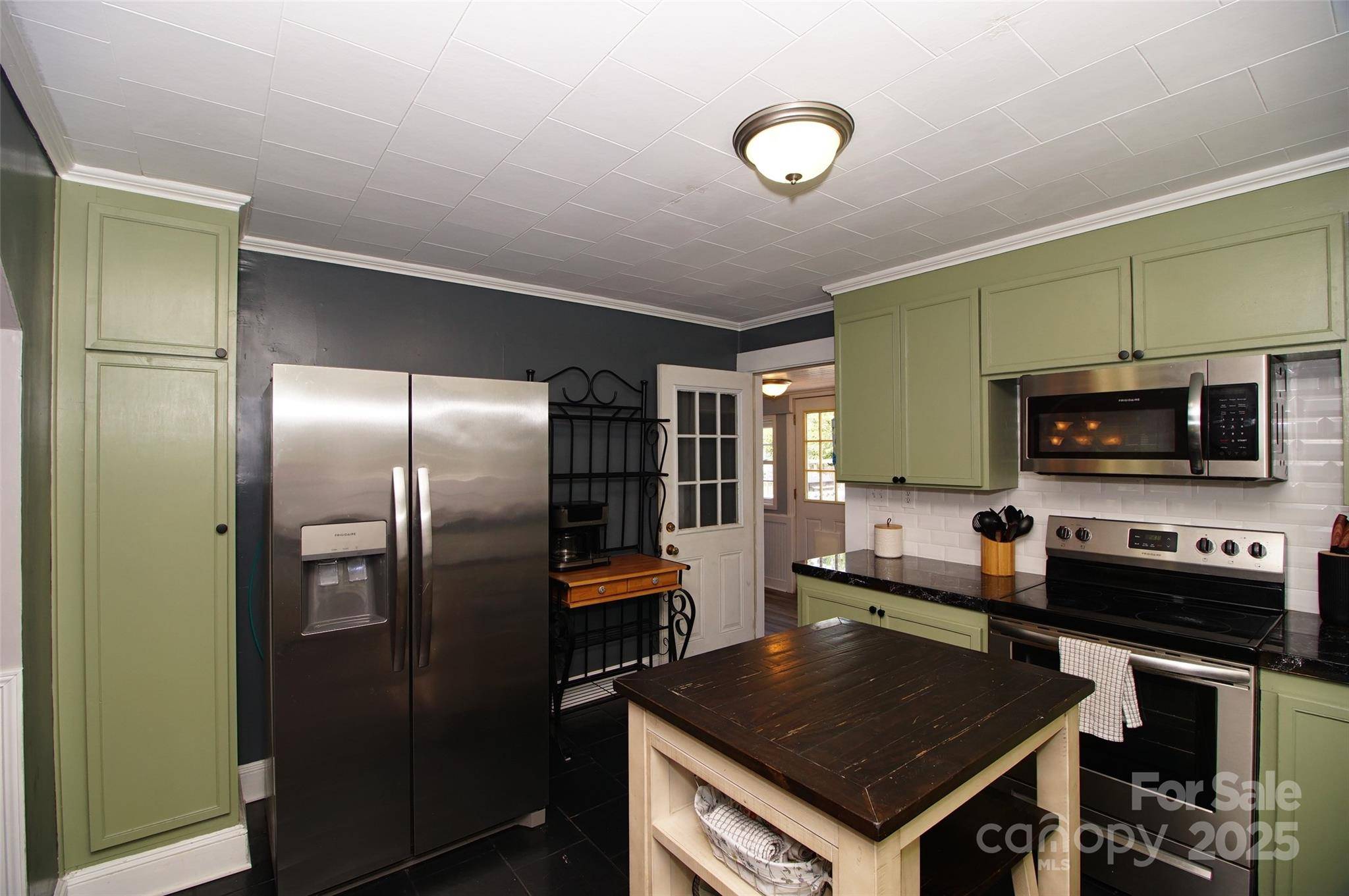 Kannapolis, NC 28083,802 Ruth AVE