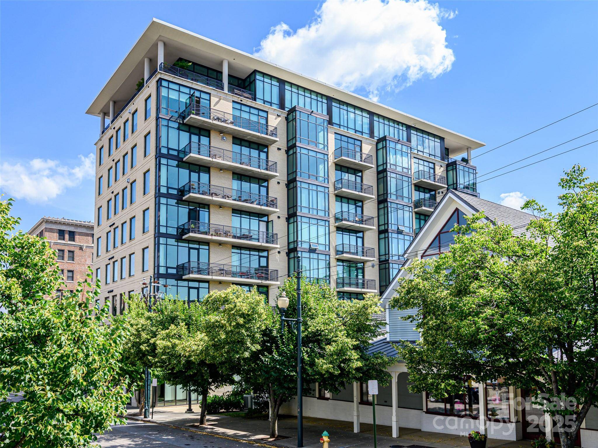 60 N Market ST #402, Asheville, NC 28801