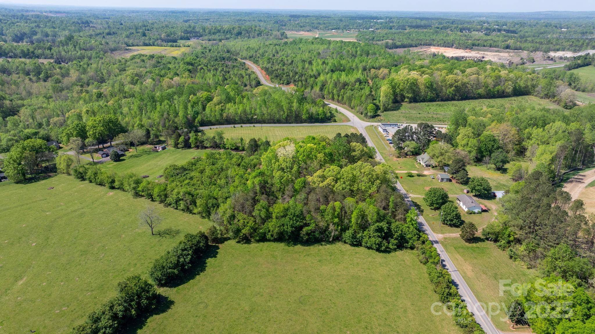 Maiden, NC 28650,1363 Zeb Haynes RD