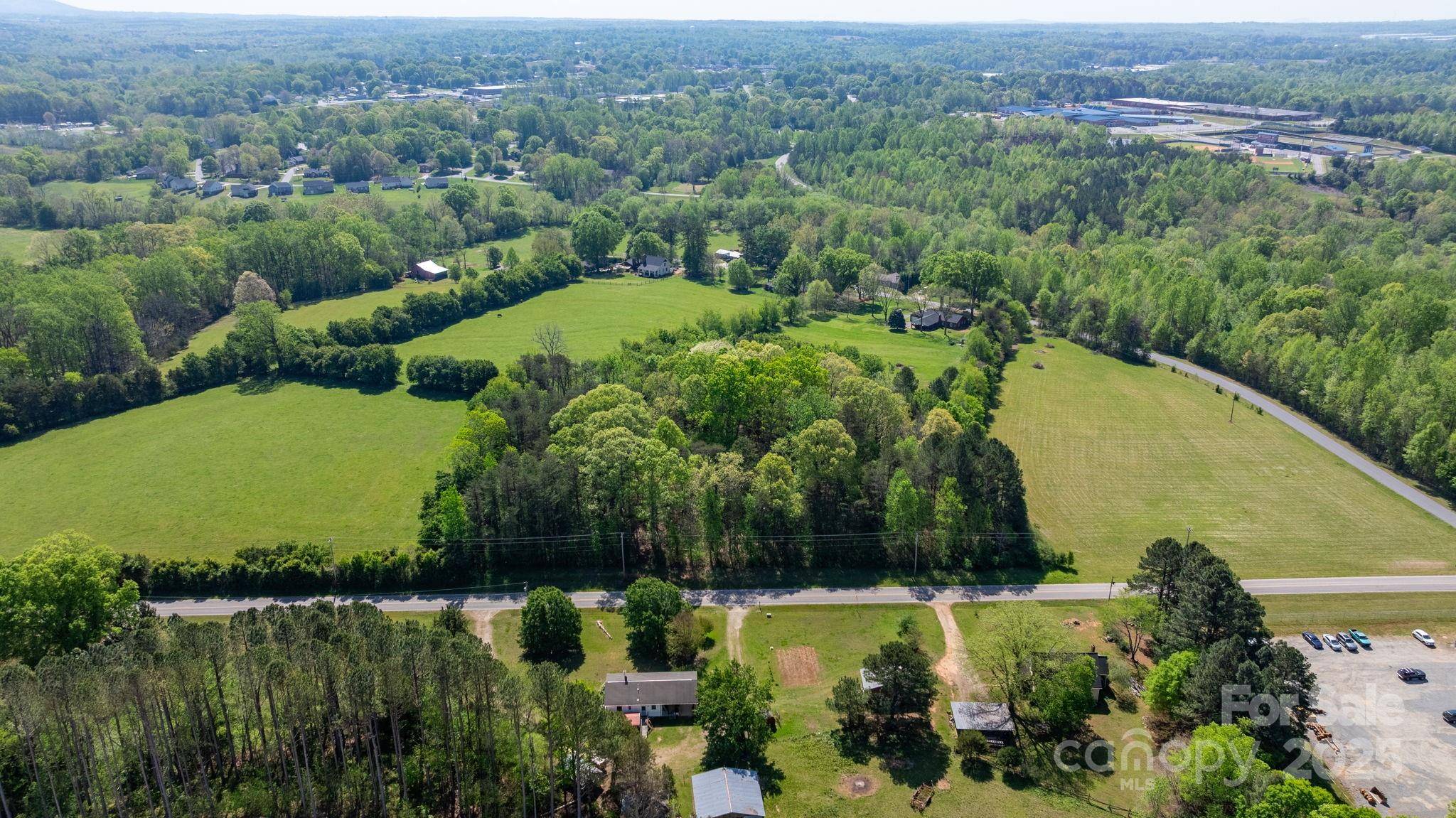 Maiden, NC 28650,1365 Zeb Haynes RD