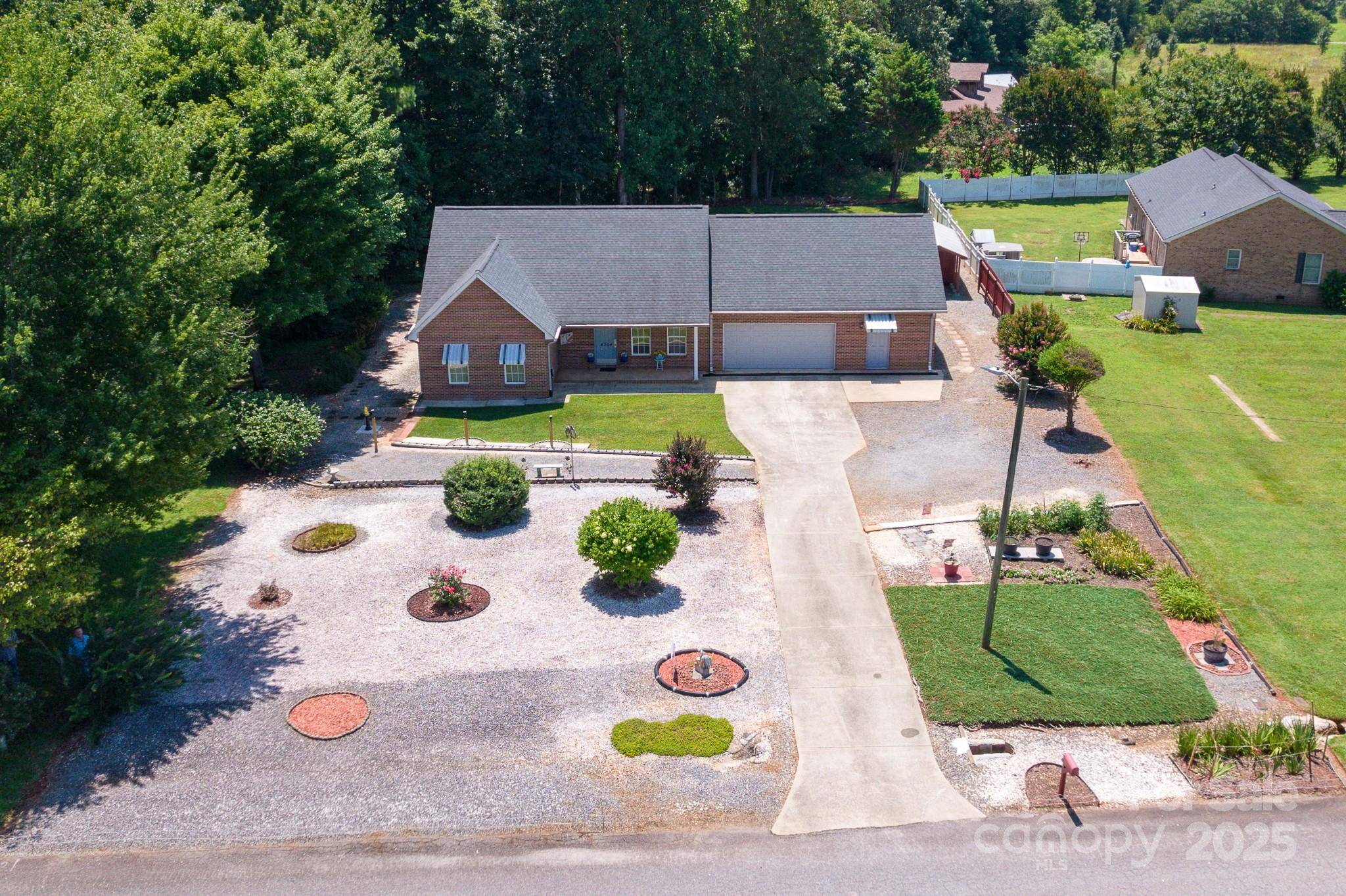 Conover, NC 28613,4364 White Blossom TRL
