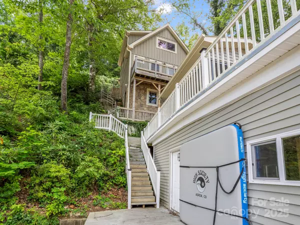 Lake Lure, NC 28746,417 Tryon Bay CIR