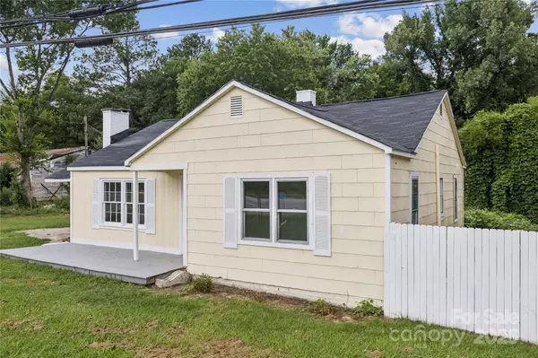 Lancaster, SC 29720,1208 Arch ST E #10