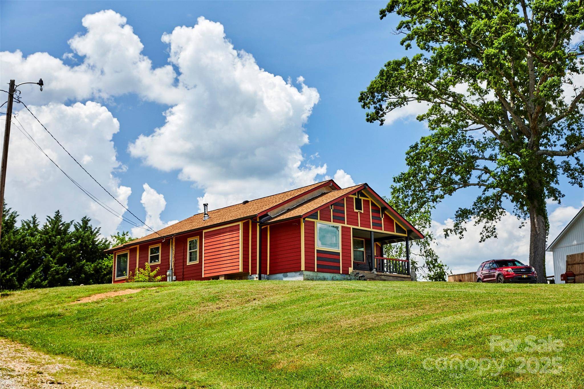 Leicester, NC 28748,529 Old Newfound RD