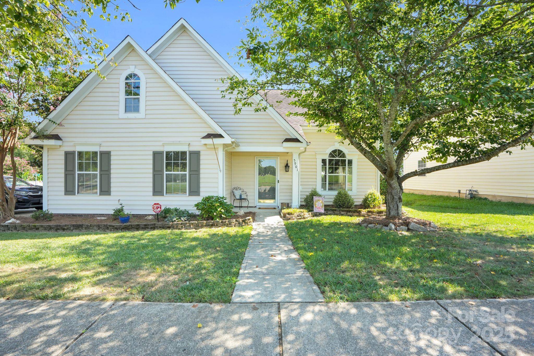 5901 Creft CIR, Indian Trail, NC 28079