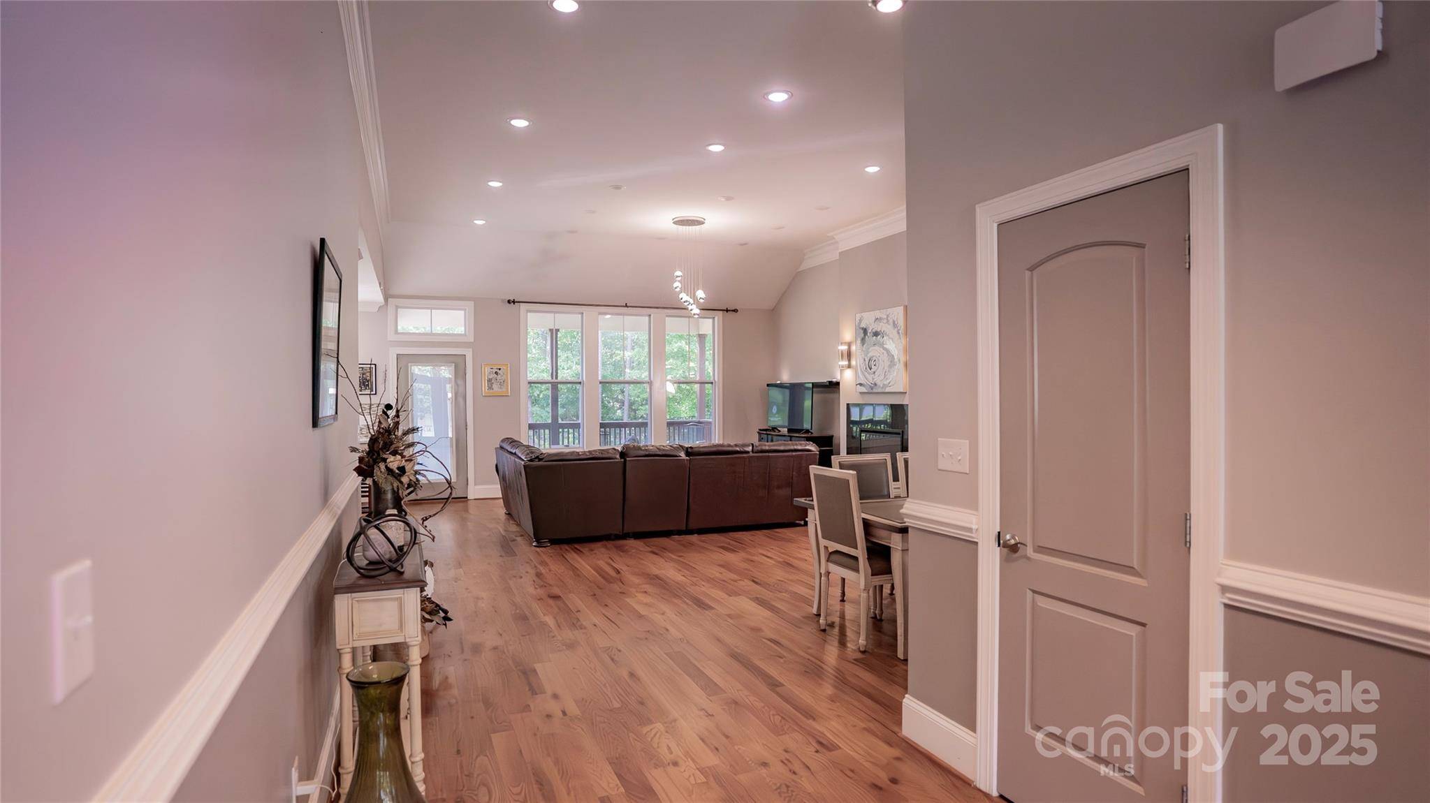 Hickory, NC 28601,1368 20th Avenue LN NE