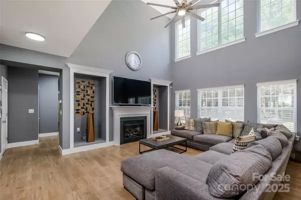 Indian Trail, NC 28079,2002 Ledare LN #70