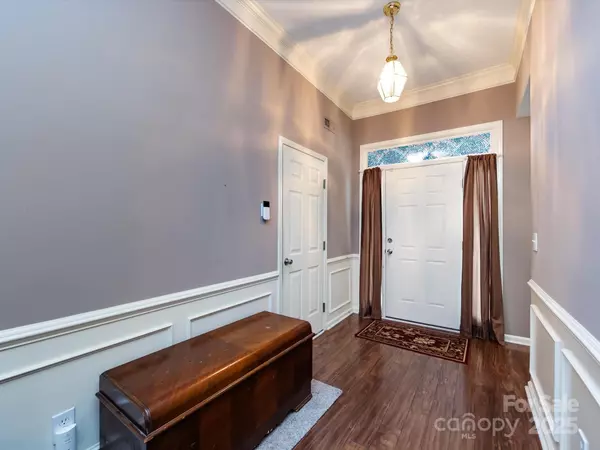 Charlotte, NC 28214,118 Long Creek Pkwy
