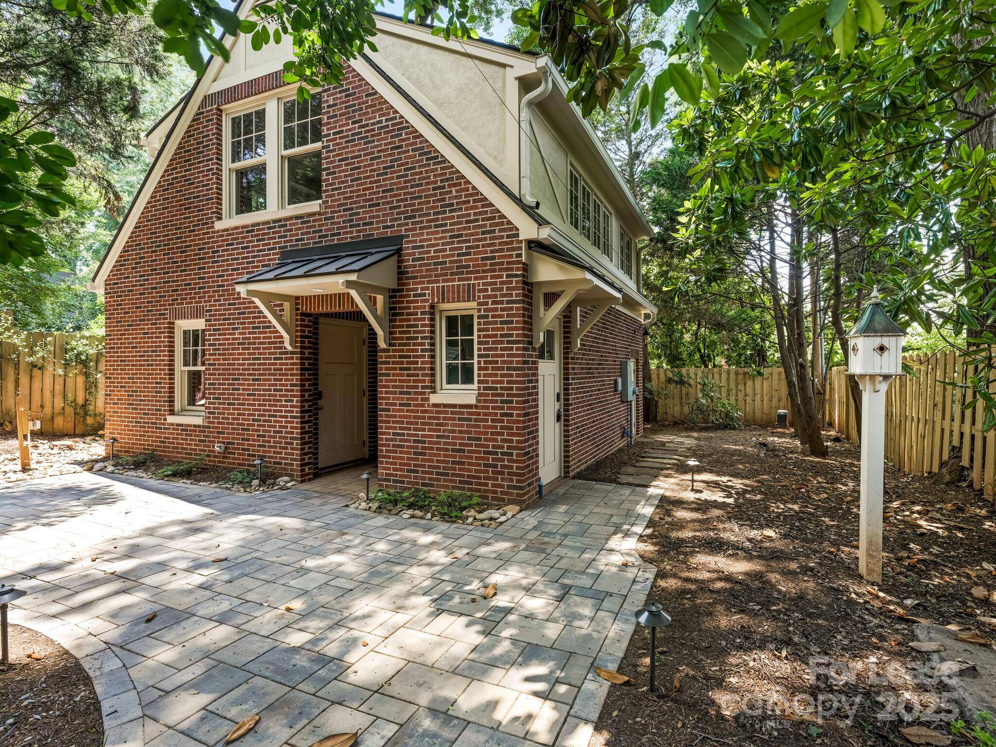 1105 Ordermore AVE, Charlotte, NC 28203