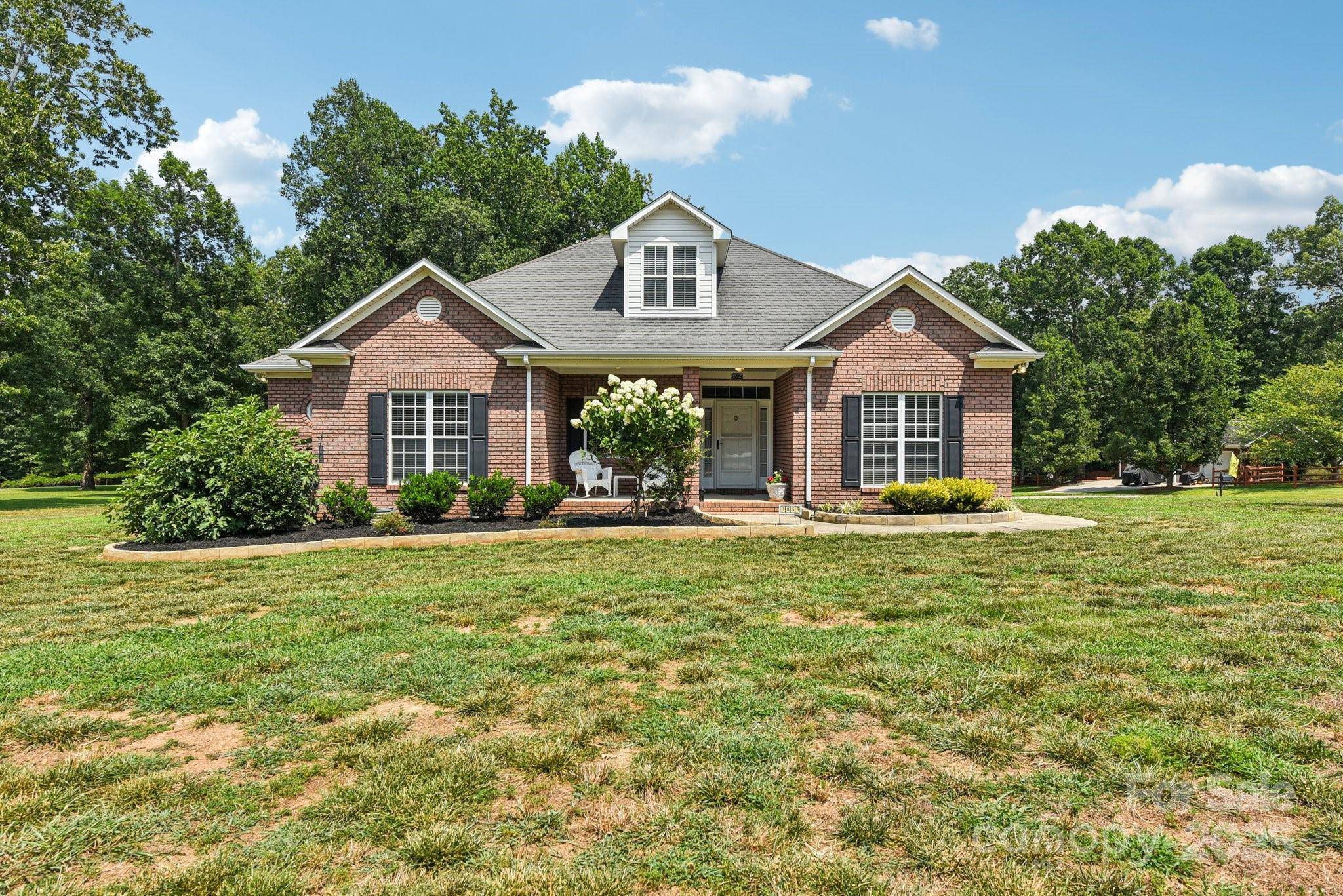 3865 Willow Grove LN, Concord, NC 28025