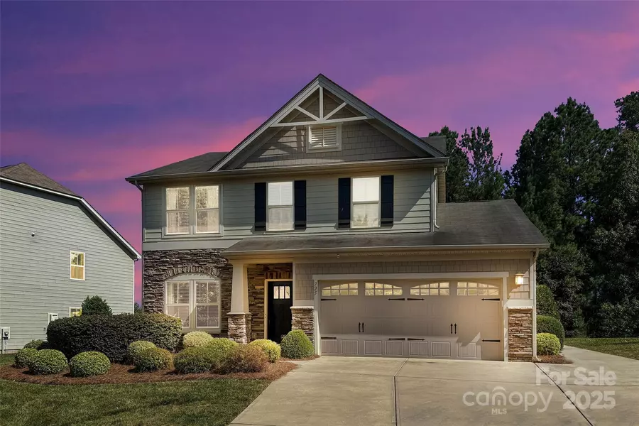 725 Rosegate DR, Gastonia, NC 28056