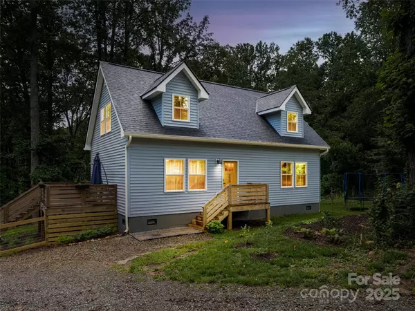 239 Bonnies Meadow PL, Asheville, NC 28806