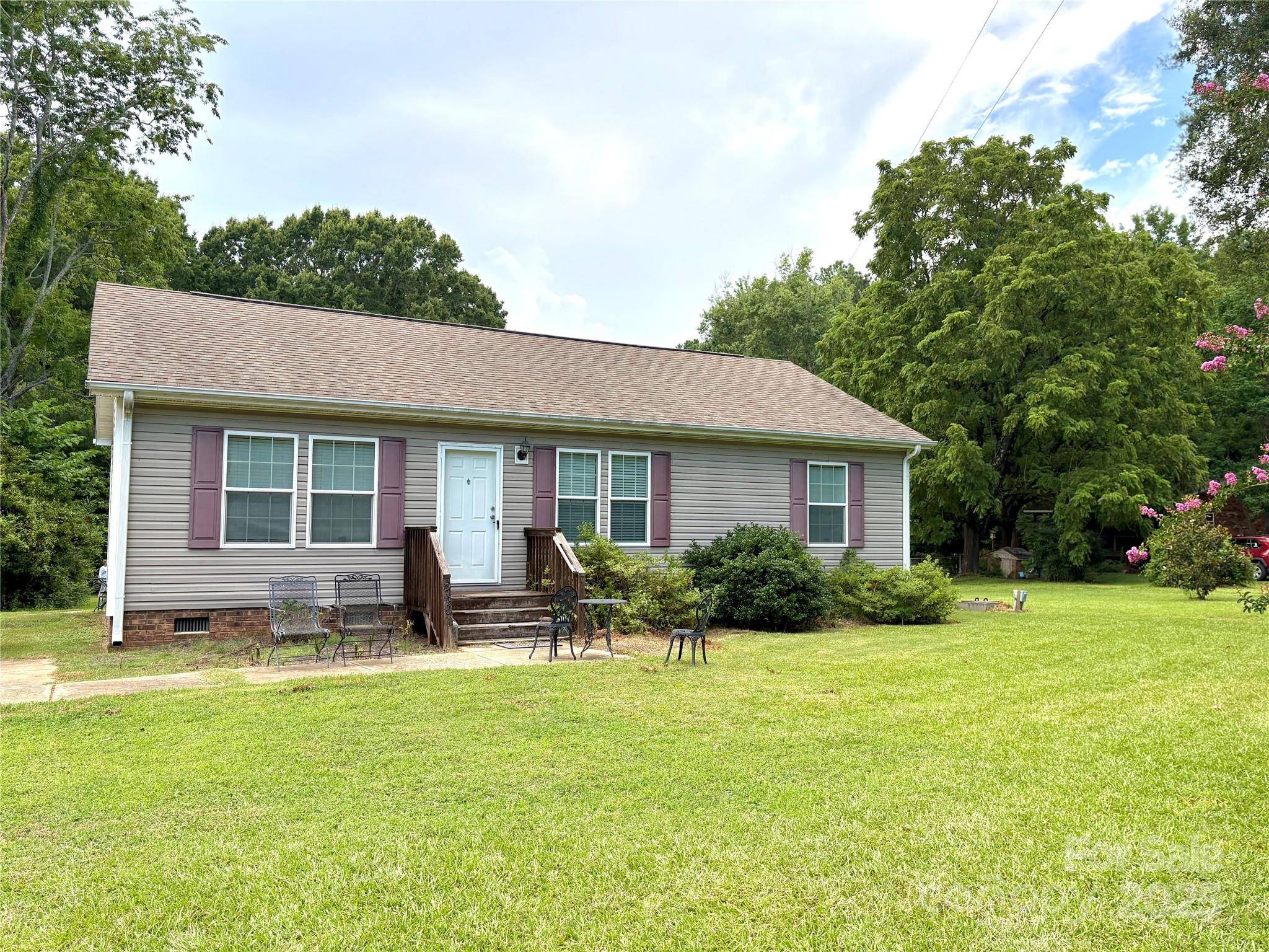 Matthews, NC 28104,5401 Stevens Mill RD