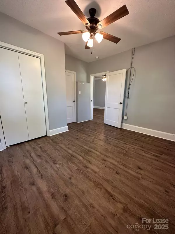 Gastonia, NC 28054,116 N Belvedere AVE