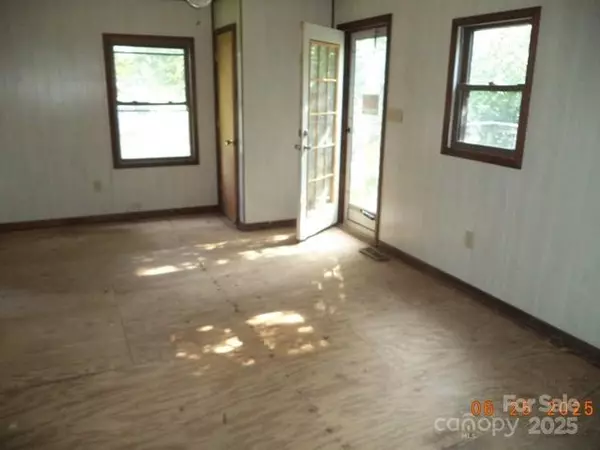 China Grove, NC 28023,1374 Circle DR