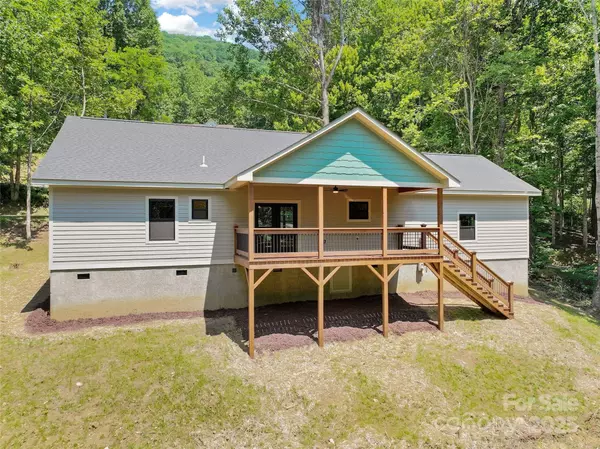 Maggie Valley, NC 28785,252 Davy Crockett DR