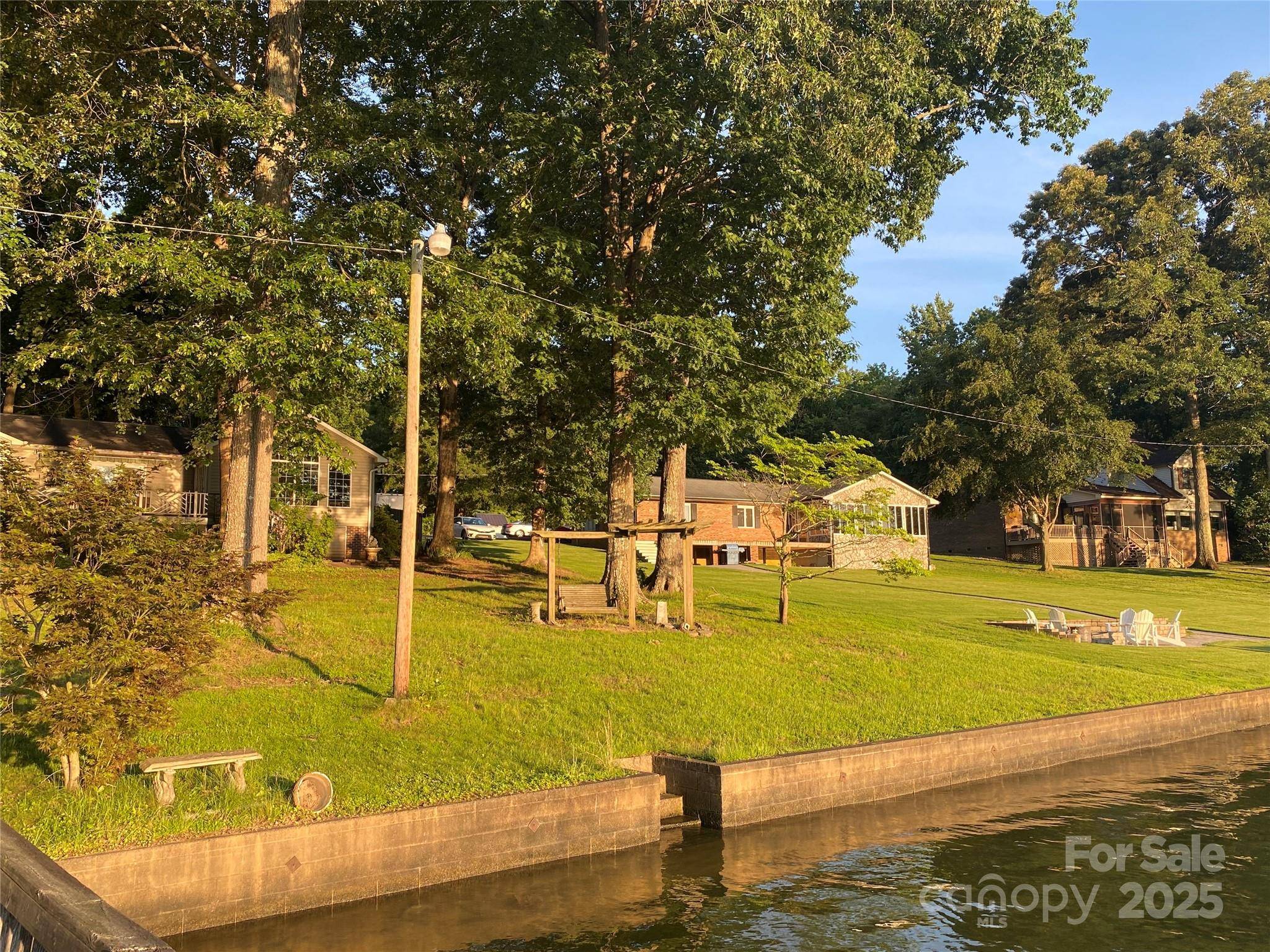 Sherrills Ford, NC 28673,4927 Vagabond LN