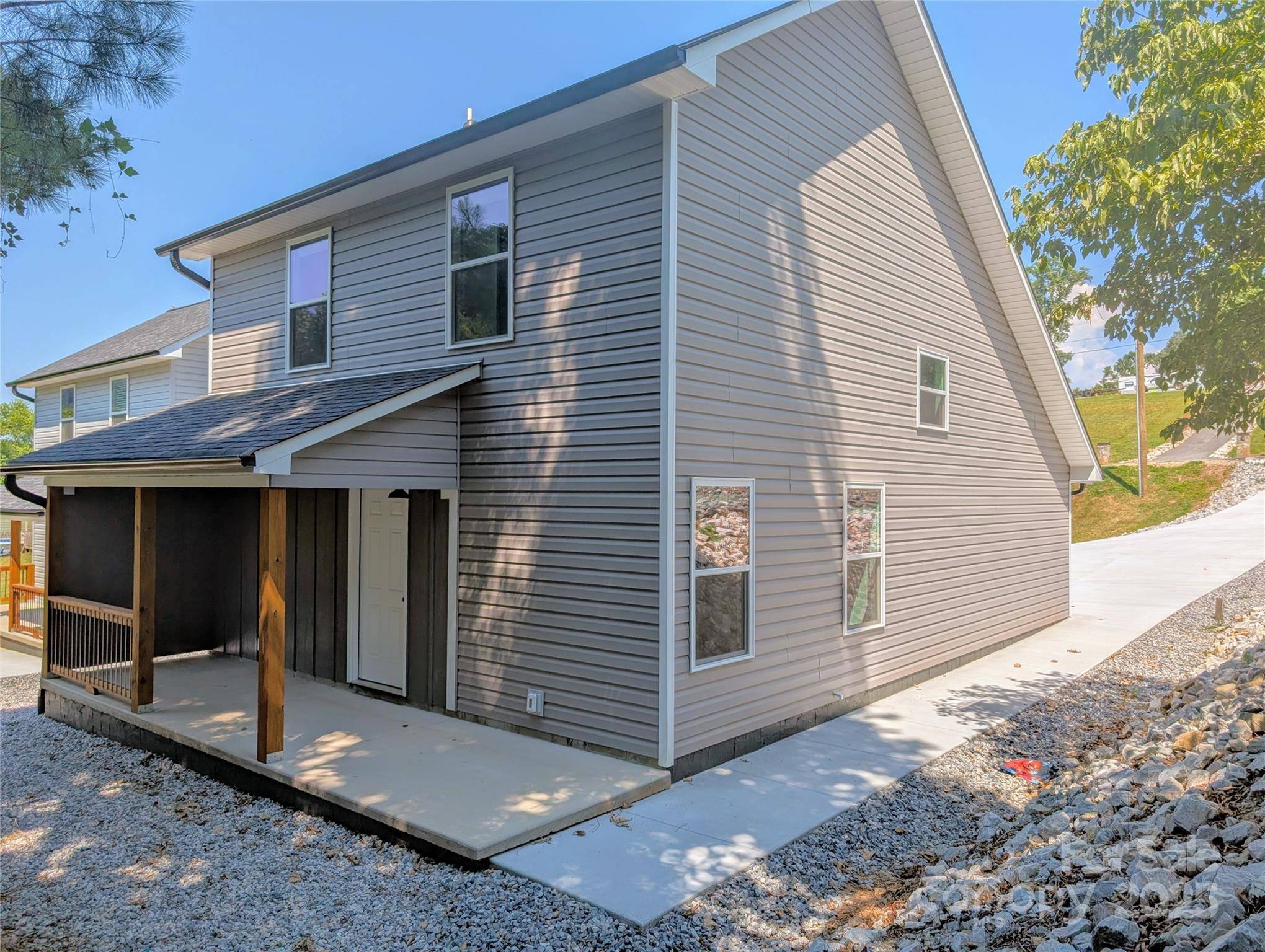 Marion, NC 28752,622 Miller AVE