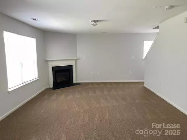 Charlotte, NC 28214,1448 Jordans Pond LN
