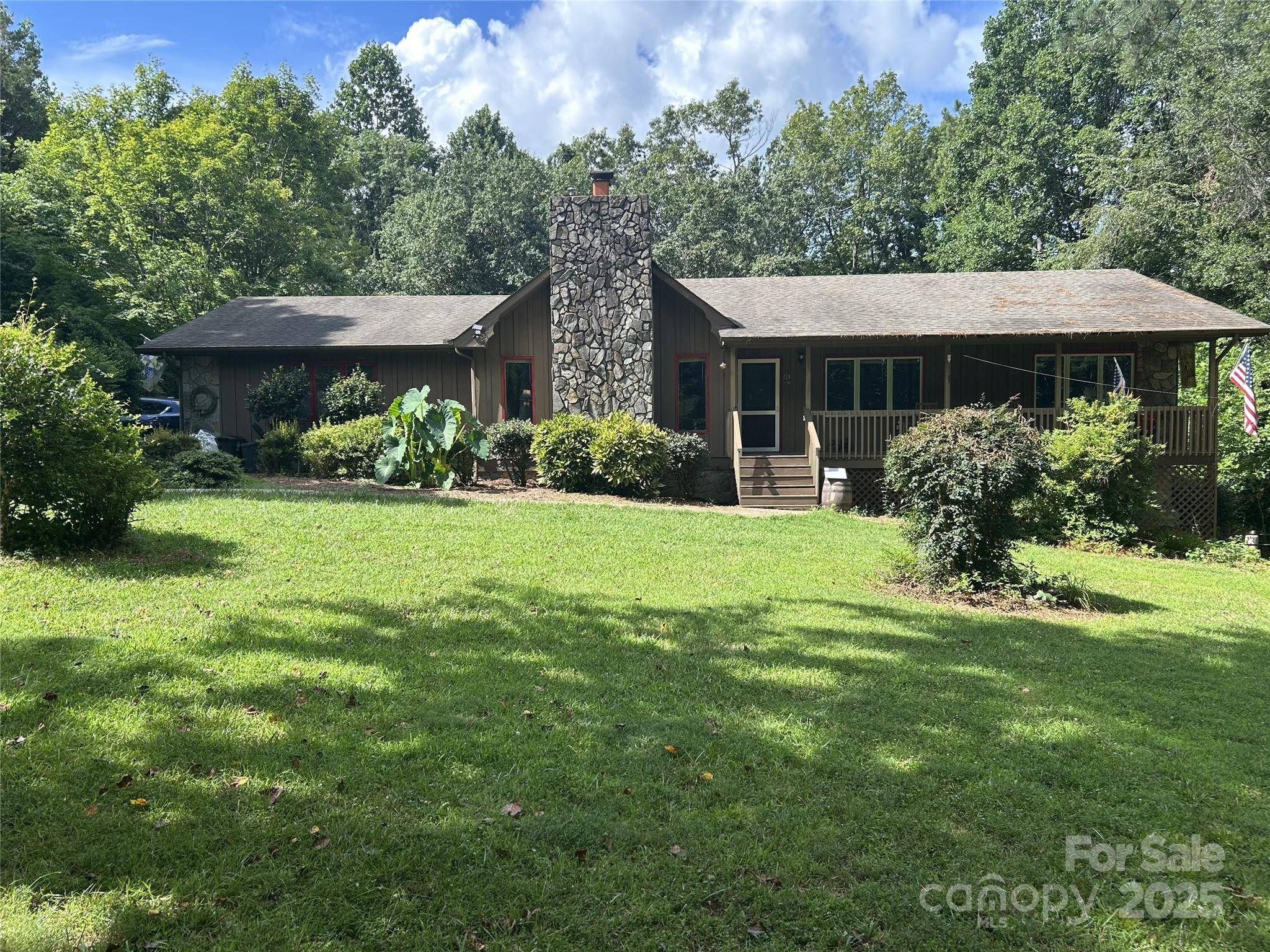 Rutherfordton, NC 28139,124 Blue Ridge DR