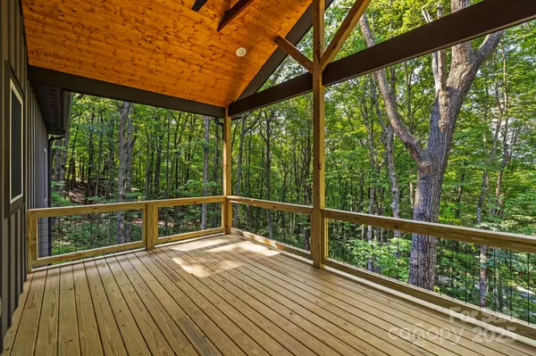 Lake Toxaway, NC 28747,939 Rocky Mountain RD