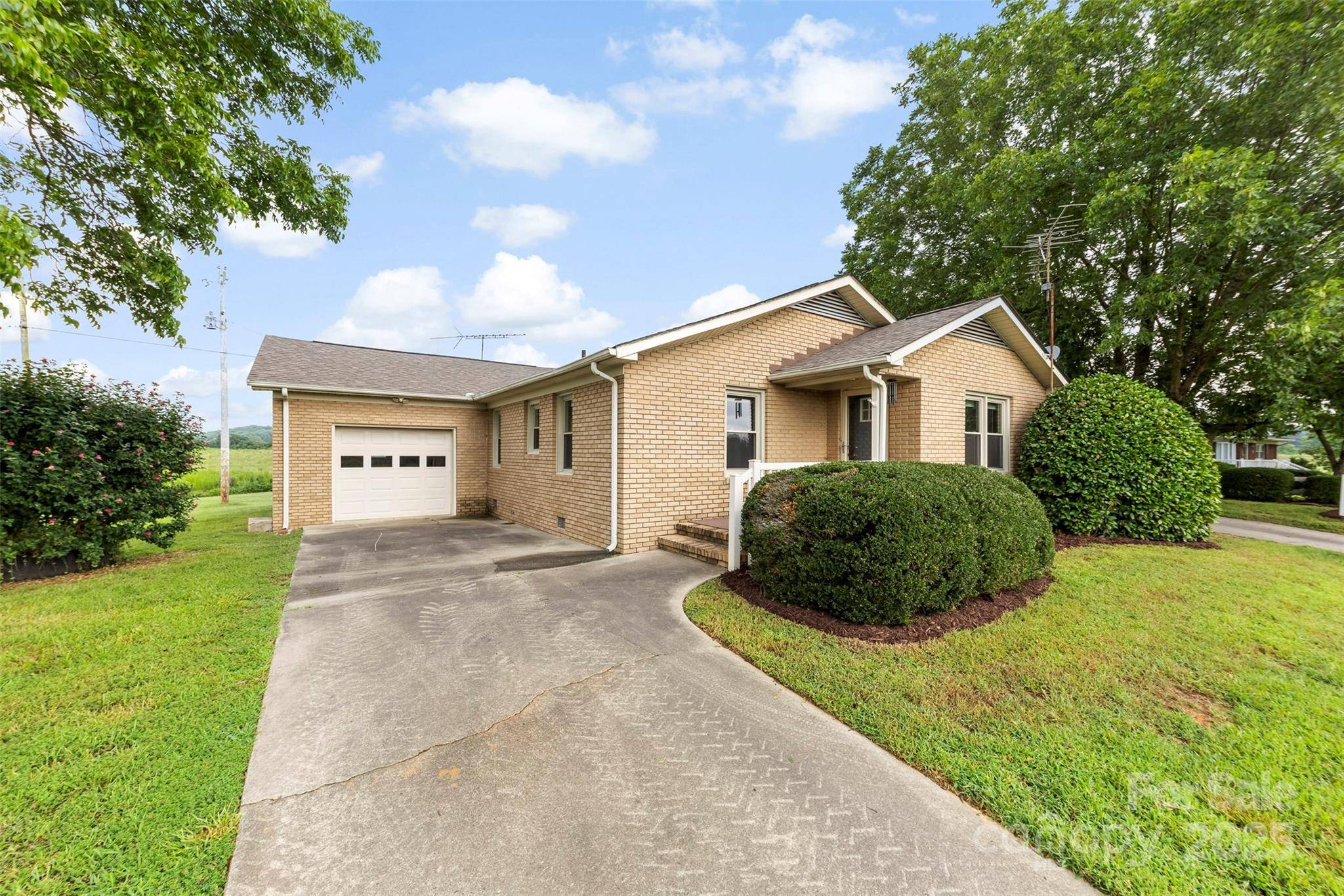 Albemarle, NC 28001,20661 Sam RD