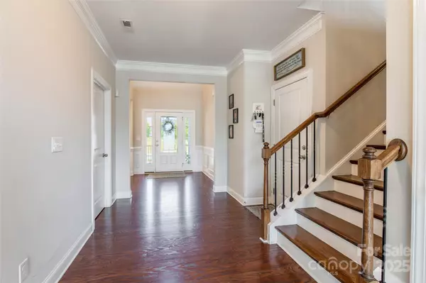 Mooresville, NC 28117,208 Canoe Pole LN